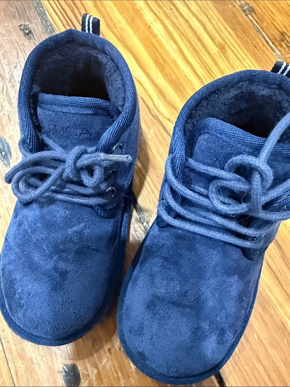 Nautica Deep Navy Suede Lace-Up Faux Sherpa lined boots size 10